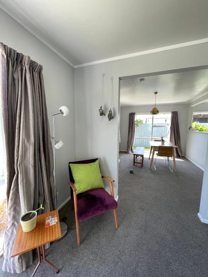 Green Door - One Bedroom Apartment Вакатане Екстер'єр фото