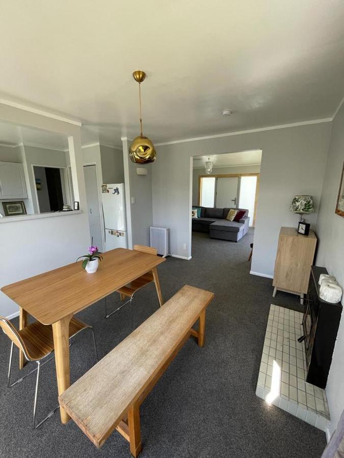Green Door - One Bedroom Apartment Вакатане Екстер'єр фото